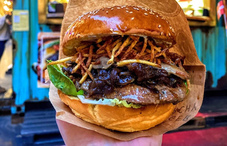 madboder-Burger Anarcy